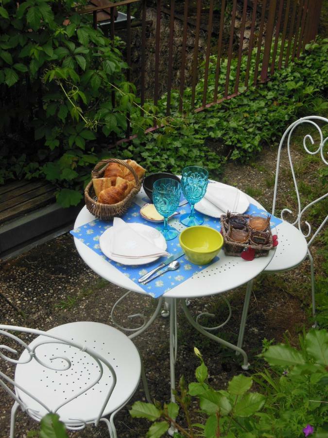 Les Fontenottes Bed and Breakfast Besançon Eksteriør billede